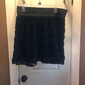 ♦️ 3 for $25 ♦️ Textured black skirt